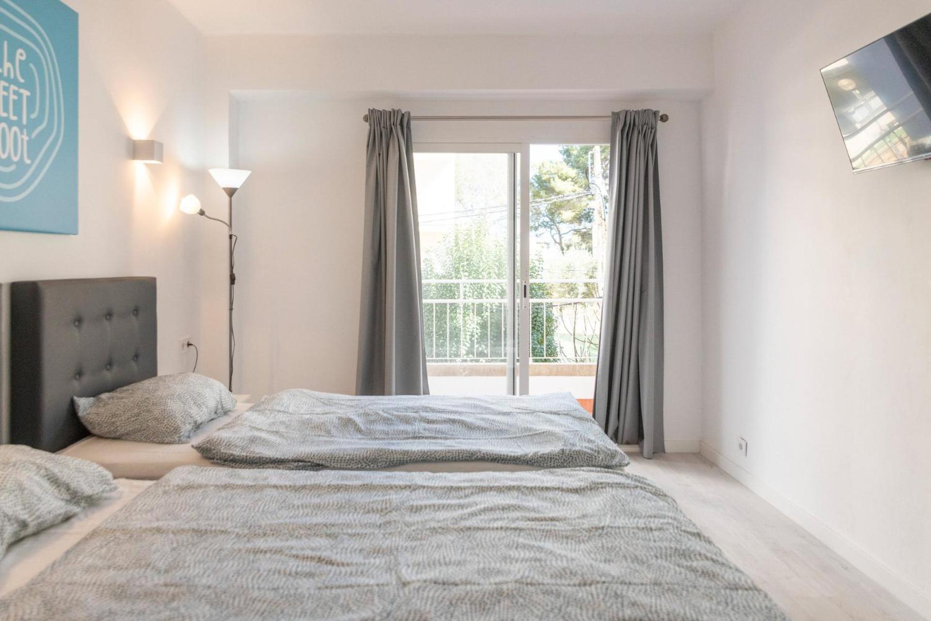 Beetroot, Jedes Zimmer Verfuegt Ueber Smart Tv , Eigenes Bad Mit Regendusche Und Balkon Llucmajor  Εξωτερικό φωτογραφία